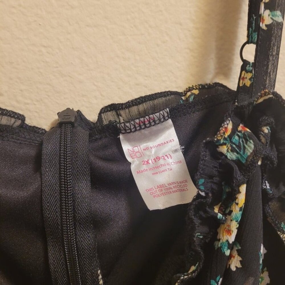 Walmart No Boundaries Size 2X Black Floral Midi Dress - Picture 4 of 9